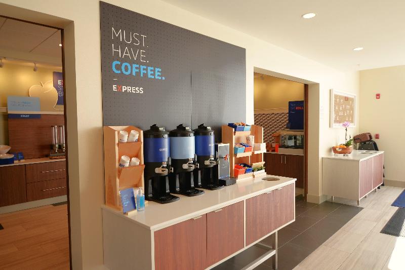 فندق Holiday Inn Express & Suites Onalaska La Crosse Area By Ihg