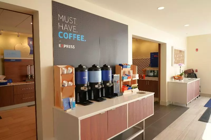 Hotelli Holiday Inn Express & Suites Onalaska La Crosse Area By Ihg