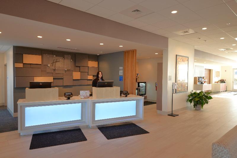 فندق Holiday Inn Express & Suites Onalaska La Crosse Area By Ihg