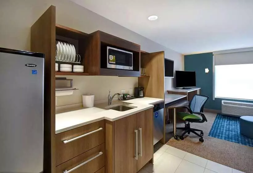 هتل Home2 Suites By Hilton Wichita Downtown Delano