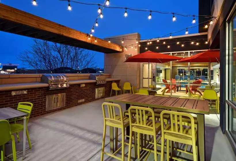 هتل Home2 Suites By Hilton Wichita Downtown Delano