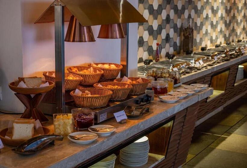 Hotel Silver Waves Resort & Spa Daman