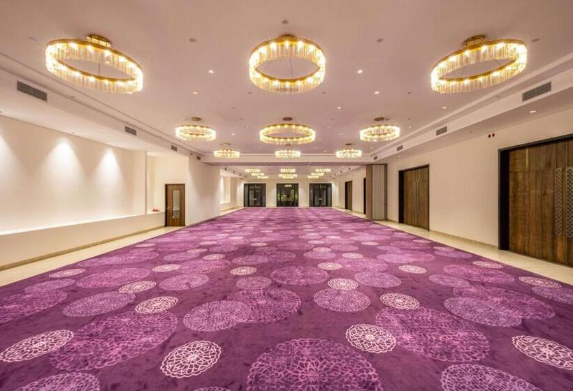 Hotel Silver Waves Resort & Spa Daman