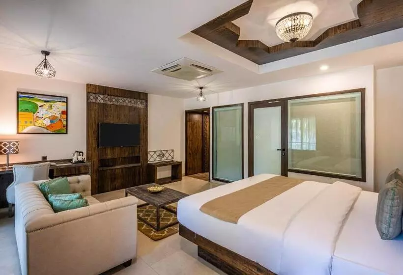 Hotelli Silver Waves Resort & Spa   Daman