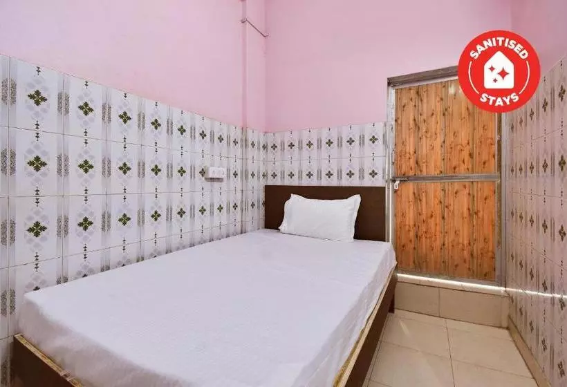 Hotelli Spot On 47639 Mahakal Lodge