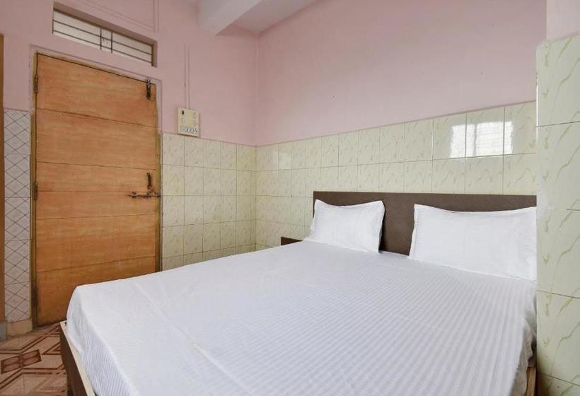 ホテル Spot On 47639 Mahakal Lodge