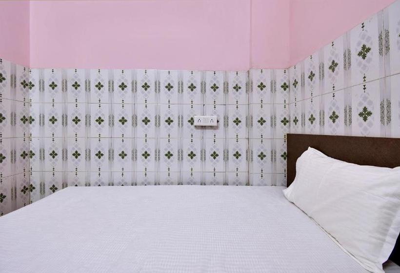 ホテル Spot On 47639 Mahakal Lodge