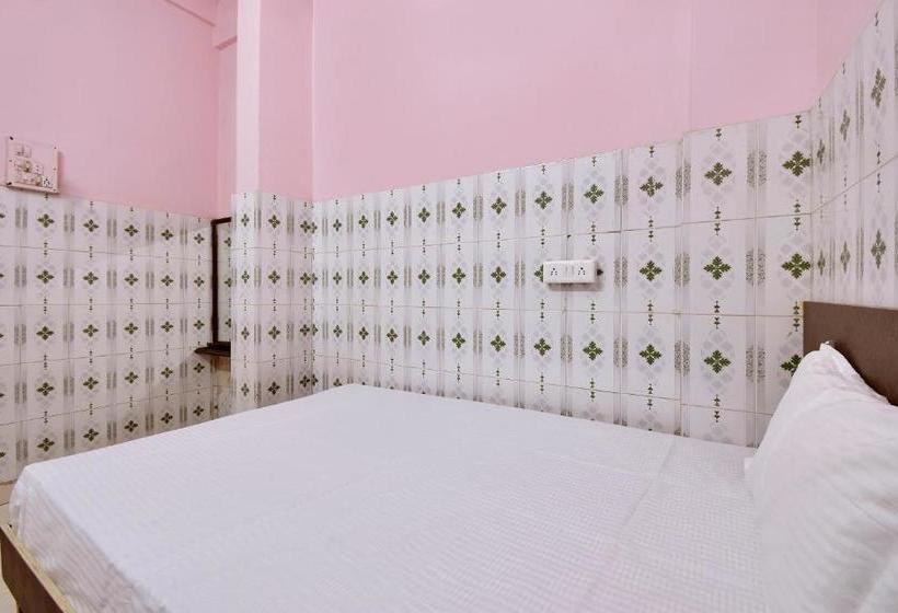 ホテル Spot On 47639 Mahakal Lodge