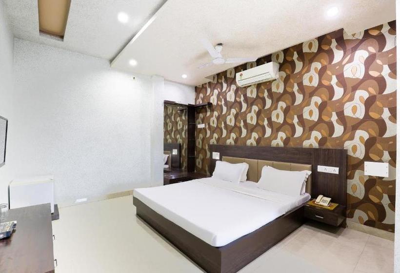 בית מלון כפרי Spot On 60716 A.k