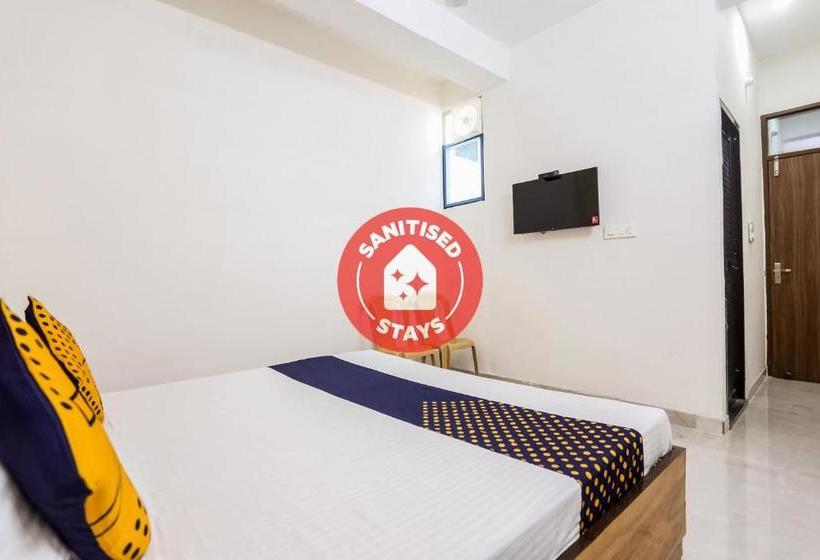 ホテル Spot On 75703  Rockford Inn