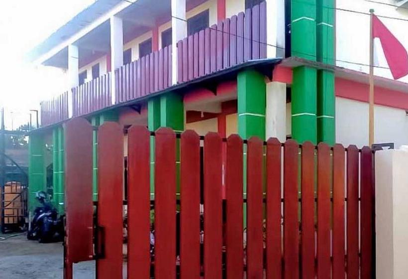 Hotel Surya Kost Homestay Redpartner