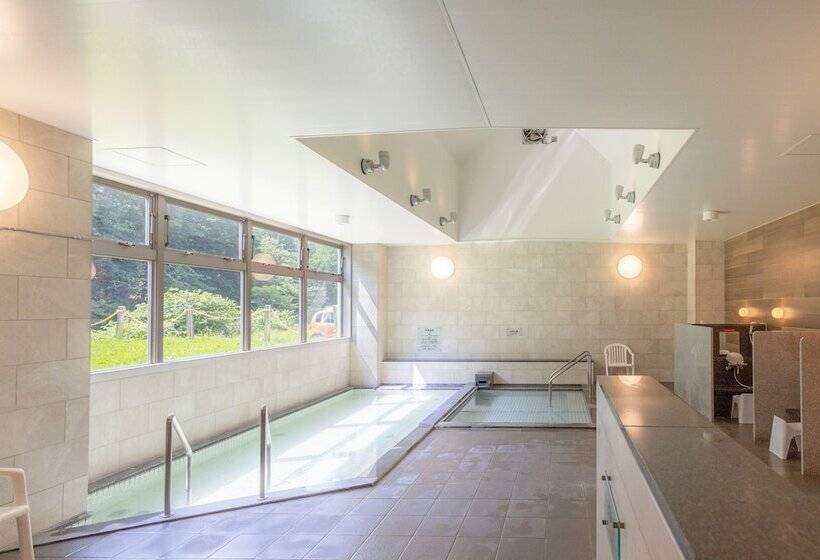 Рёкан Nayoro Onsen Sunpillar