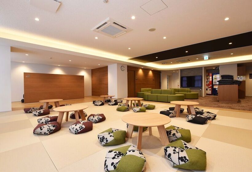 Рёкан Nayoro Onsen Sunpillar