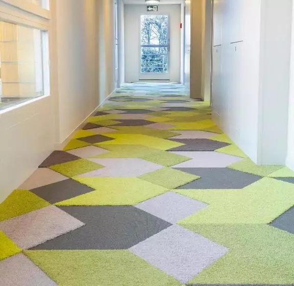 The Lab Hotel & Apartments