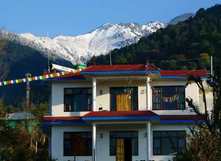 ユースホステル The Bunker Bir