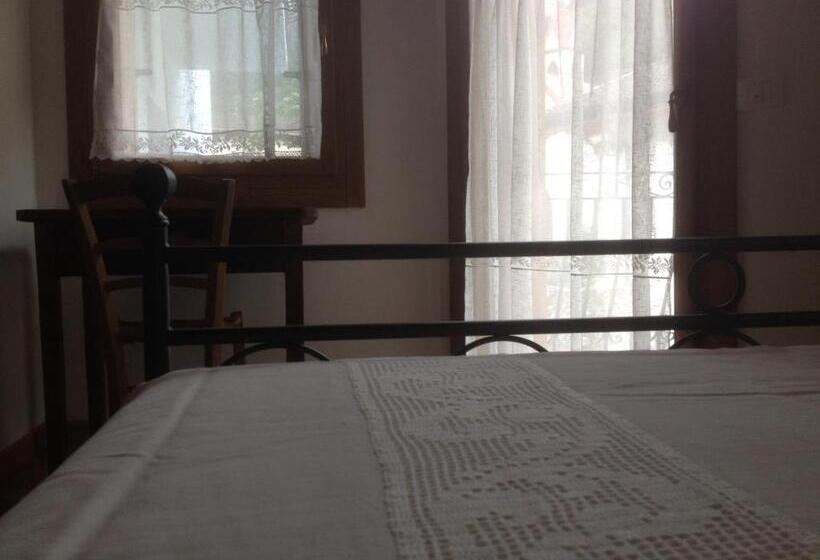 مبيت وإفطار Il Capriolo Felice Agriturismo