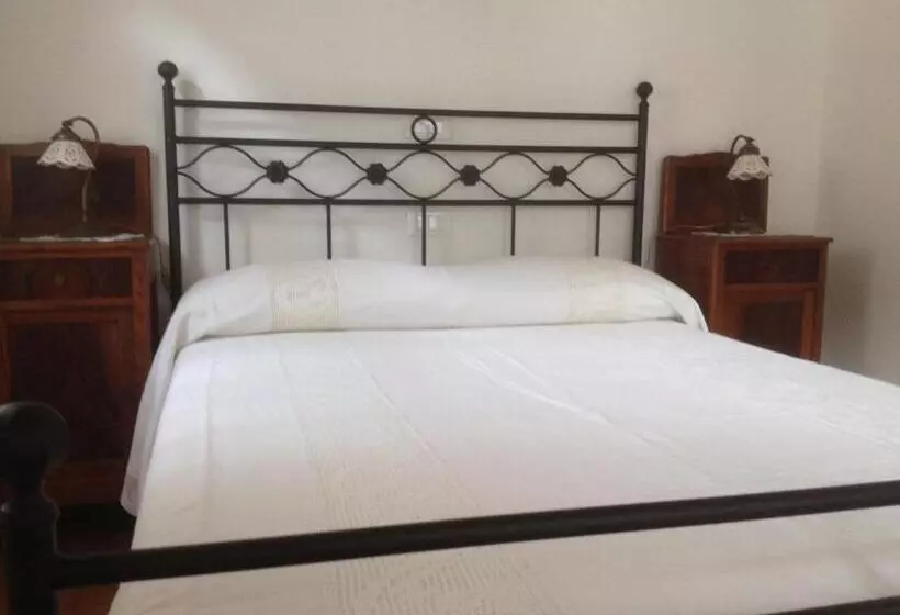 Aamiaismajoitus (B&B) Il Capriolo Felice   Agriturismo