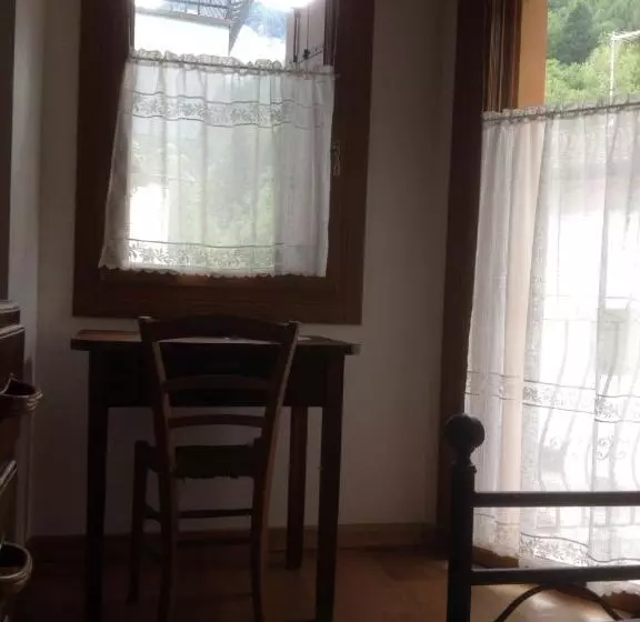 Aamiaismajoitus (B&B) Il Capriolo Felice   Agriturismo