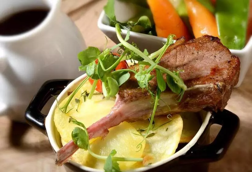 Aamiaismajoitus (B&B) The Birley Arms Hotel Warton