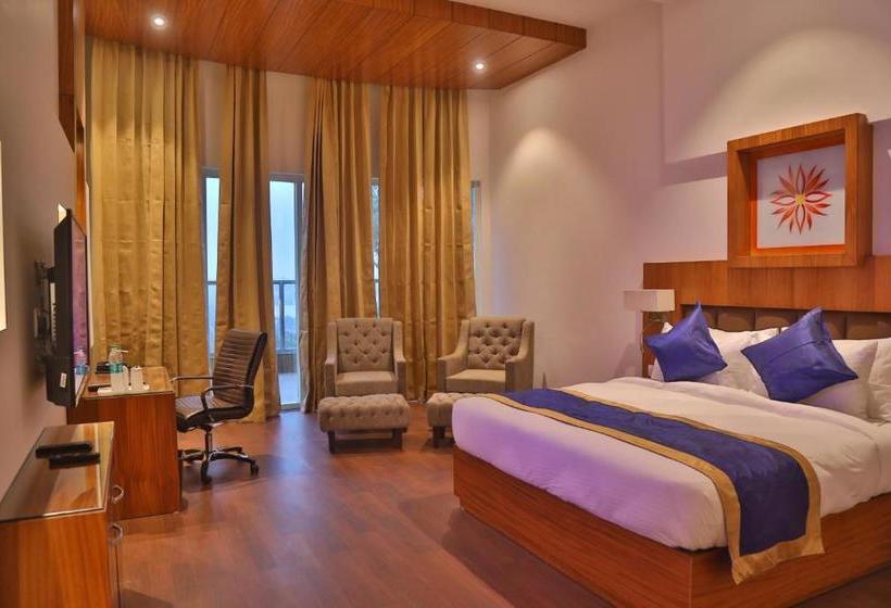 Отель Aveo By Amatra, Gateway To Corbett