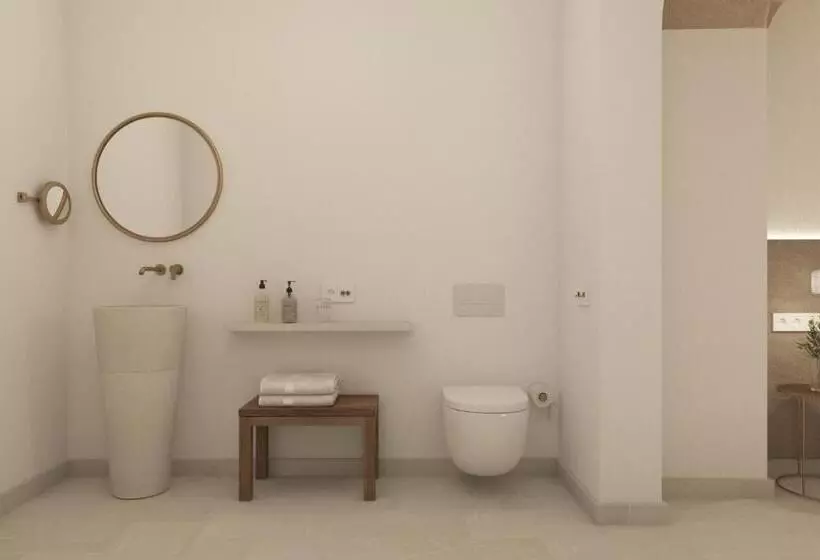 Hotel Llonga's 7th