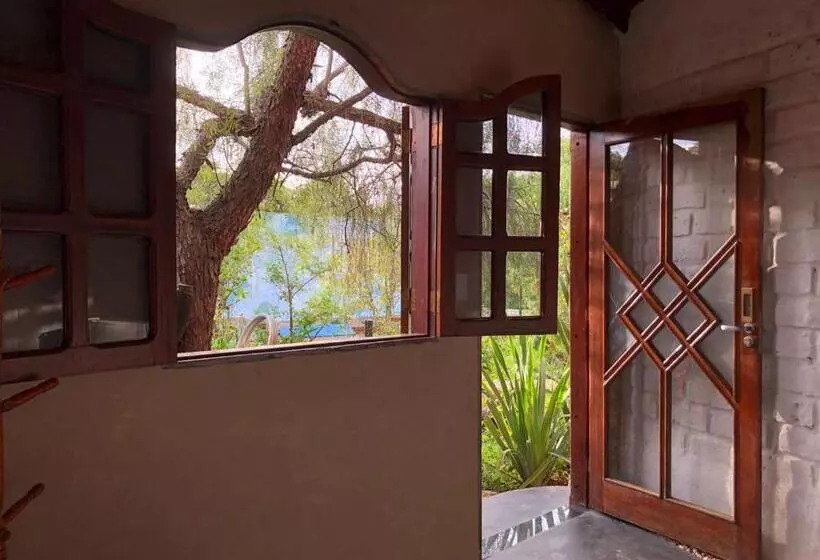 ペンション Shanti   Hospedaria Na Vila De São Jorge