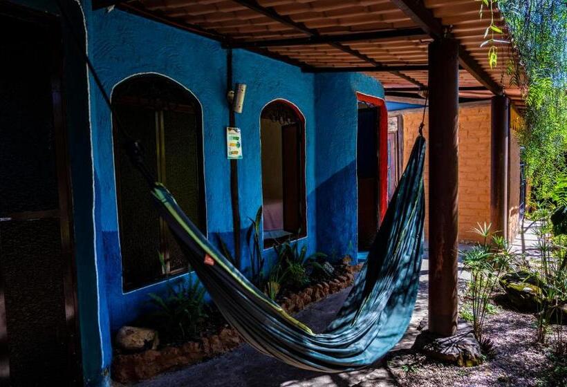 پانسیون Shanti Hospedaria Na Vila De São Jorge