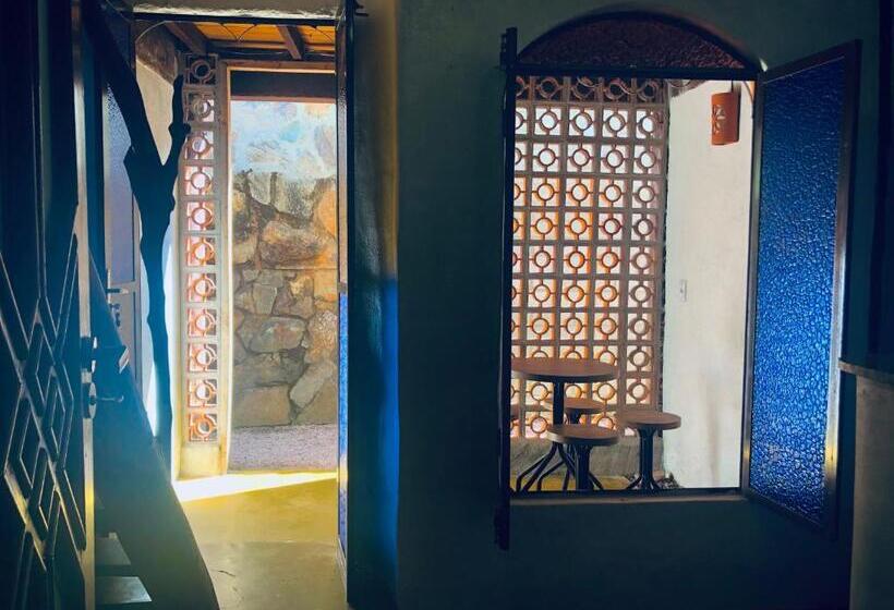 پانسیون Shanti Hospedaria Na Vila De São Jorge