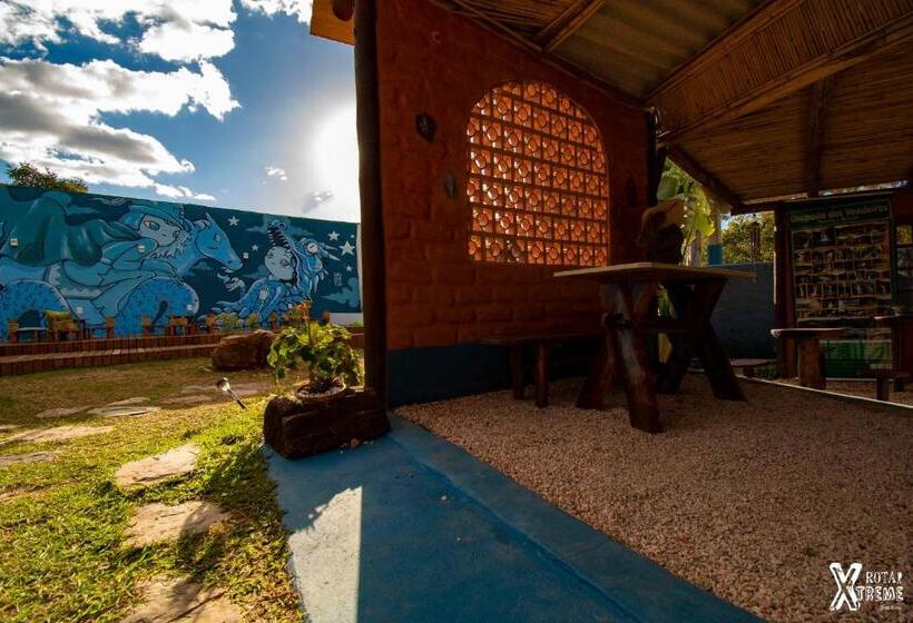 پانسیون Shanti Hospedaria Na Vila De São Jorge