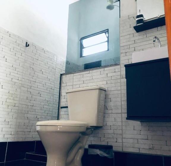 پانسیون Shanti Hospedaria Na Vila De São Jorge