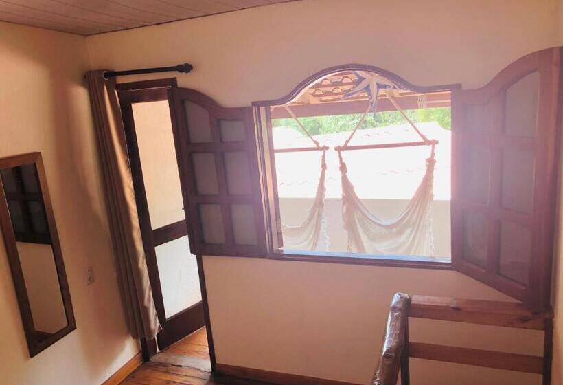 پانسیون Shanti Hospedaria Na Vila De São Jorge