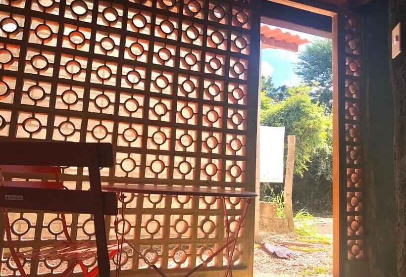 پانسیون Shanti Hospedaria Na Vila De São Jorge