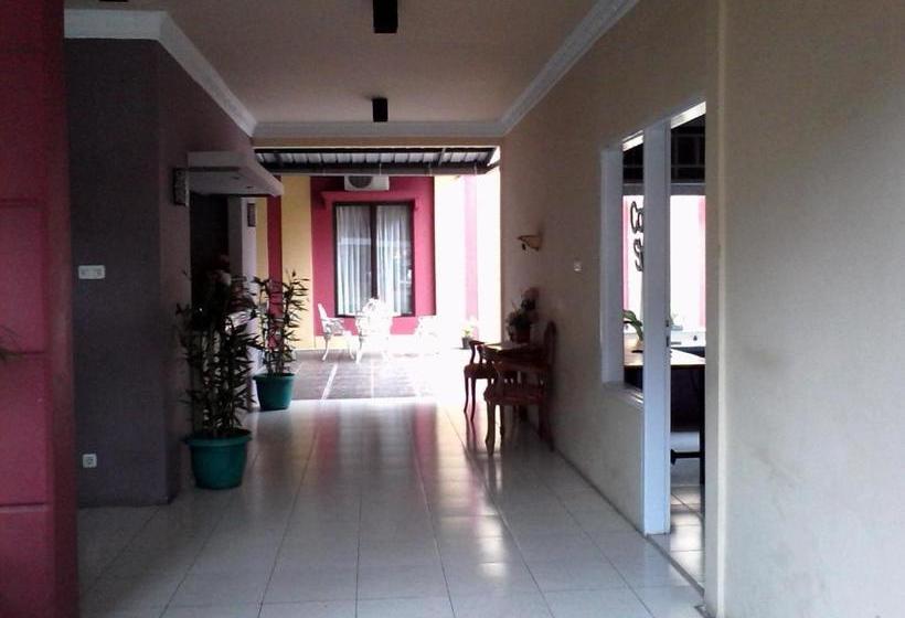 פנסיון Wisma Mutiara