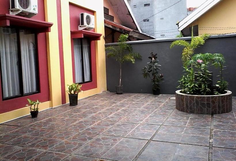 פנסיון Wisma Mutiara