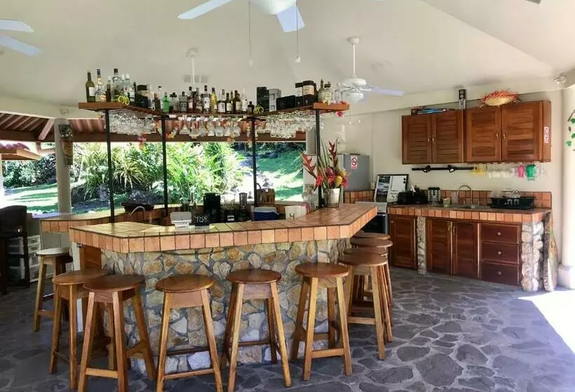 リゾートホテル Cabanas Rio Encantado