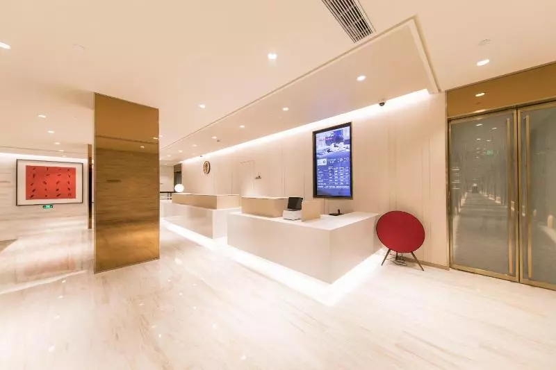 هتل Ji  Shanghai Changshou Road Metro Station