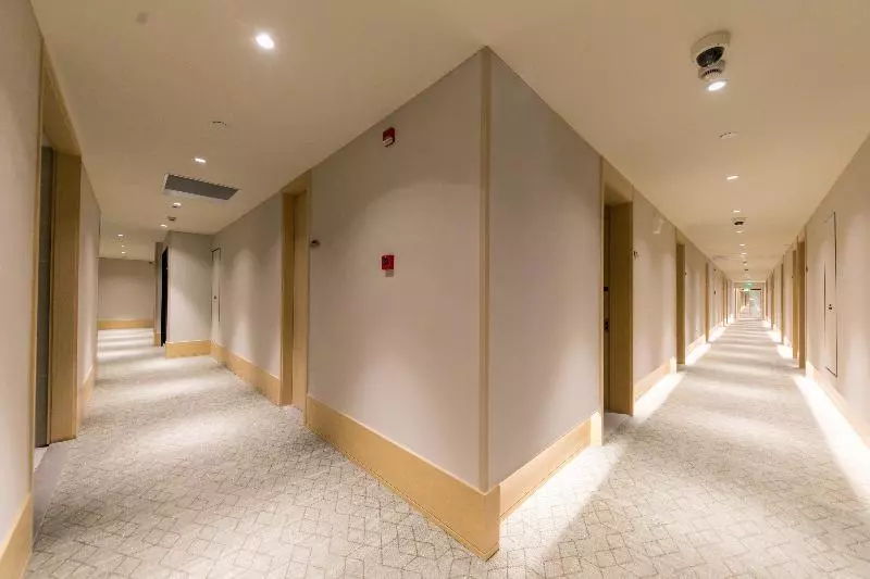 هتل Ji  Shanghai Changshou Road Metro Station