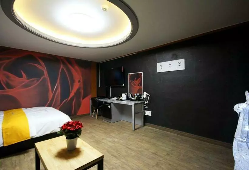 مُتل Business Hotel Busan Station