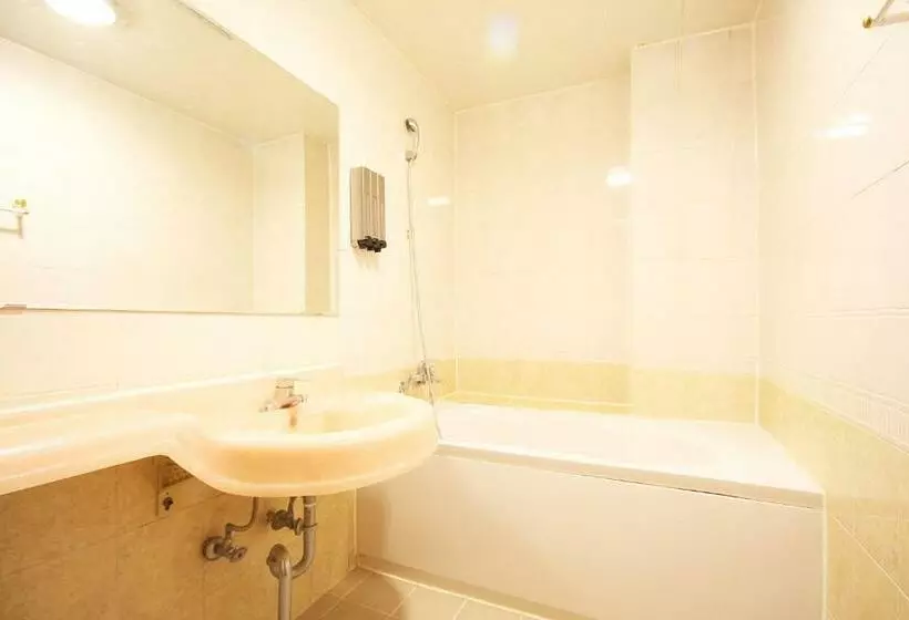 مُتل Business Hotel Busan Station