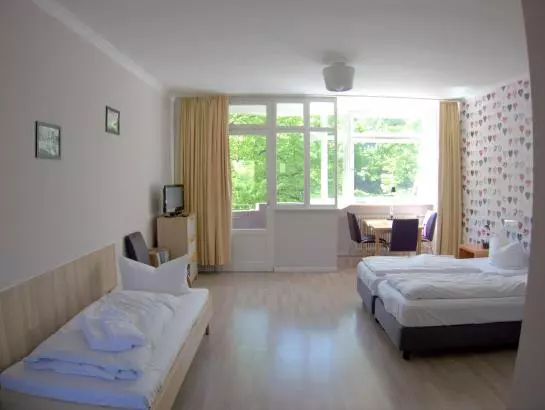 Apartcity-Serviced Apartments