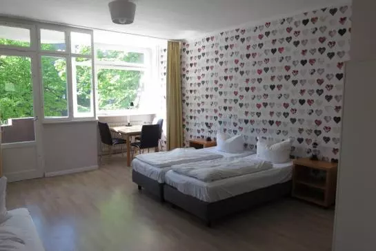 Apartcity-Serviced Apartments