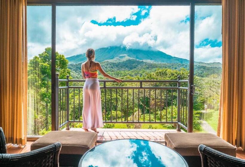 ホテル Arenal Kioro Suites & Spa