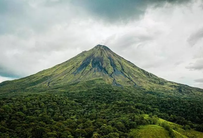 酒店 Arenal Kioro Suites & Spa