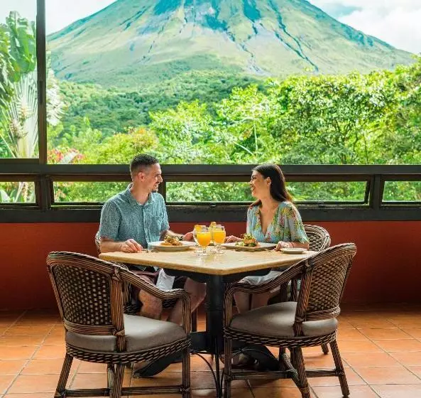 酒店 Arenal Kioro Suites & Spa