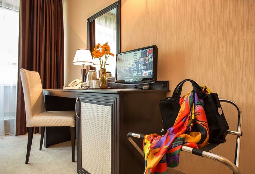 בית מלון כפרי Best Western Plus Lozenetz