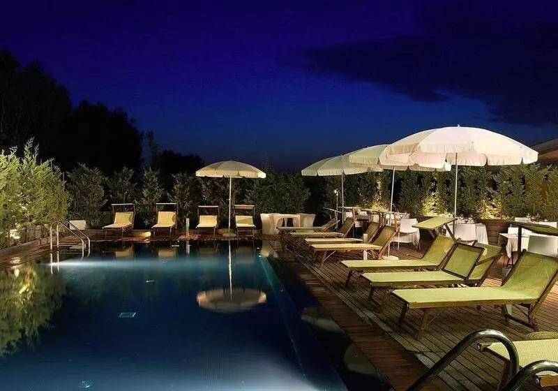 בית מלון כפרי Black