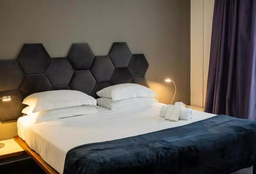 בית מלון כפרי Black