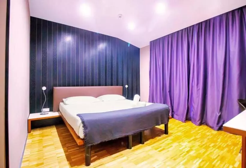 בית מלון כפרי Black