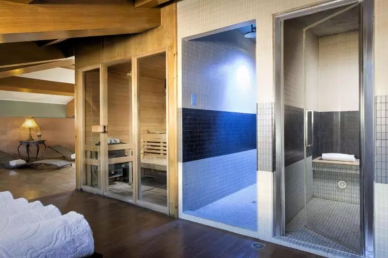 هتل Golden Tulip Rome Piram