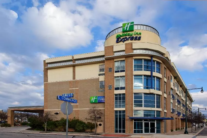 Holiday Inn Express Hotel & Suites San Antonio Rivercenter Area, An Ihg